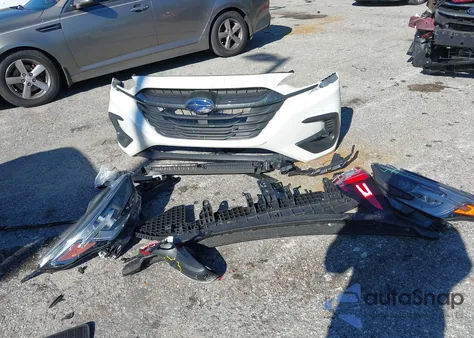 2023 Subaru Legacy Premium z USA, uszkodzony, nr VIN 4S3BWAD60P3010662